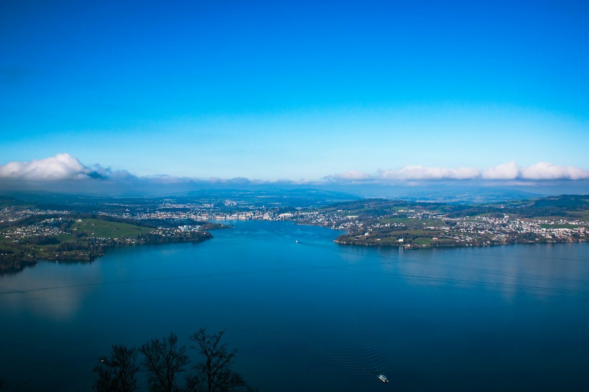 Blick vom Bürgenstock über den Vierwaldstättersee Richtung Luzern