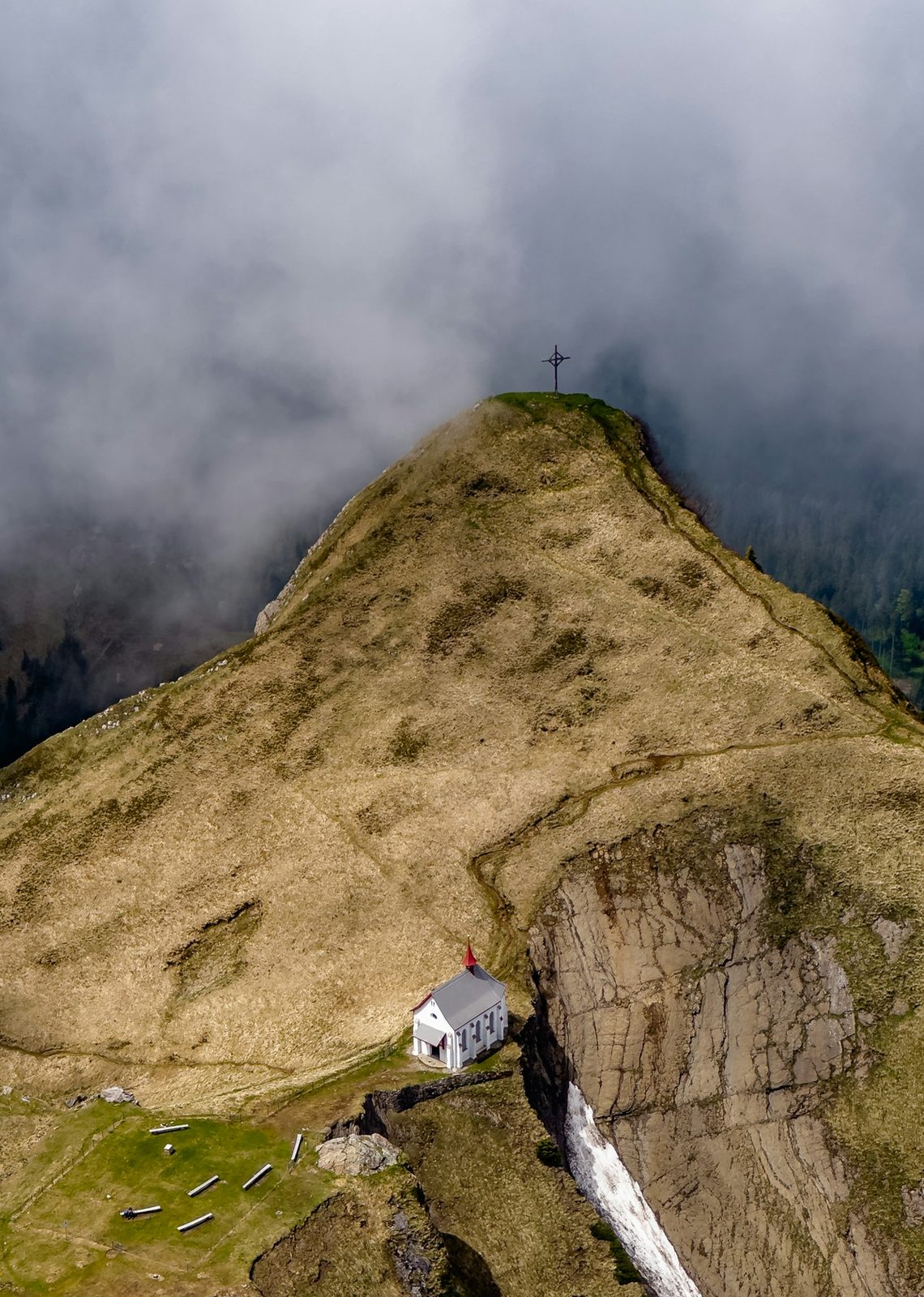 Die Klimsenkapelle am Klimsenhorn über Hergiswil